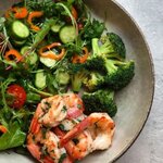 Брокколи с креветками - 2350 тг